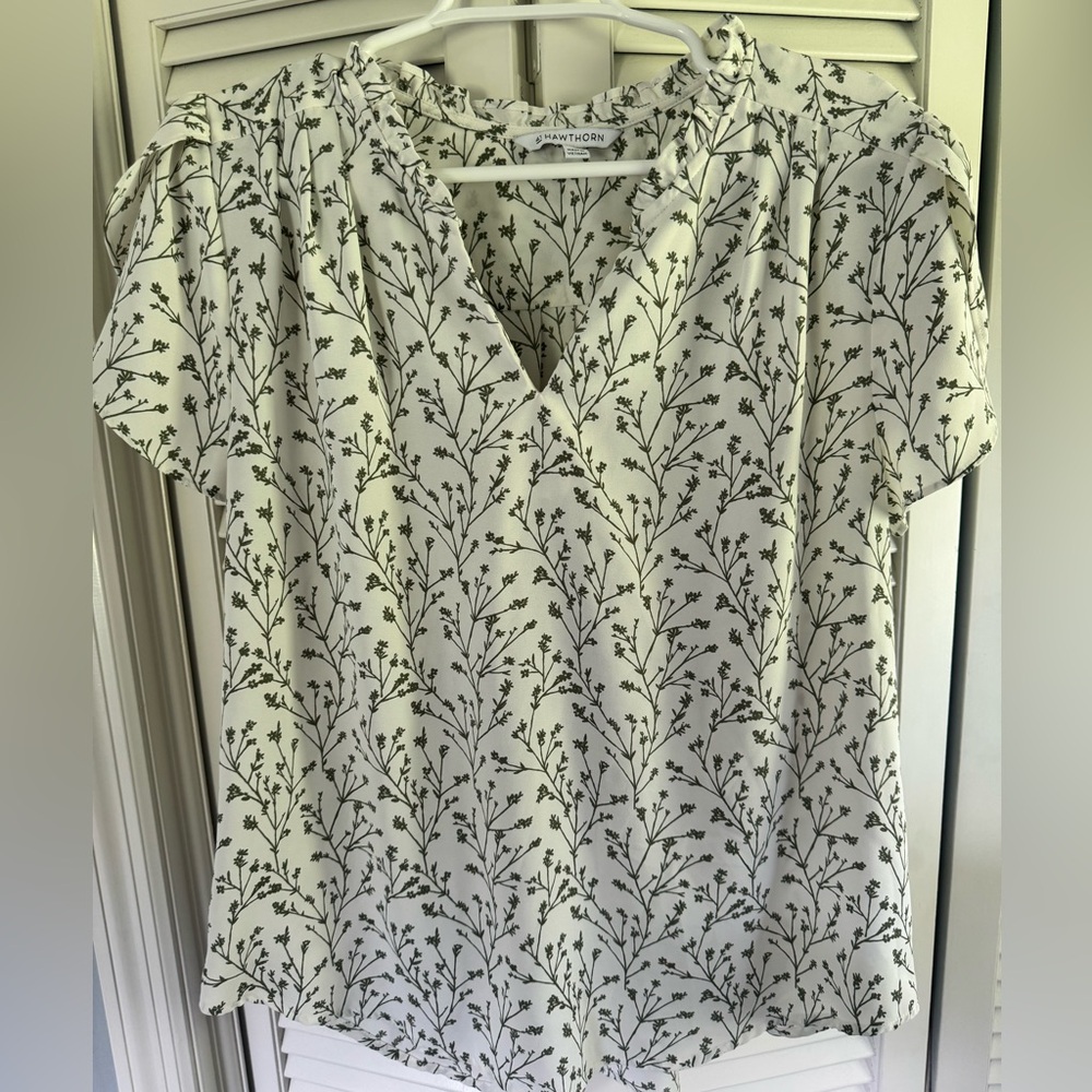 41 Hawthorn Ivory and Green Botanical Blouse